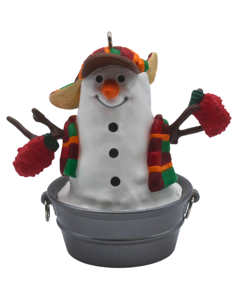 Hallmark Ornament: 1999 Playful Snowman | QX6867