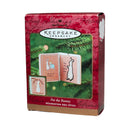 Hallmark Ornament: 2001 Pat the Bunny | QX8582