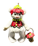 Hallmark Ornament: 2002 Gift Bearers | QX8883