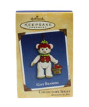 Hallmark Ornament: 2002 Gift Bearers | QX8883