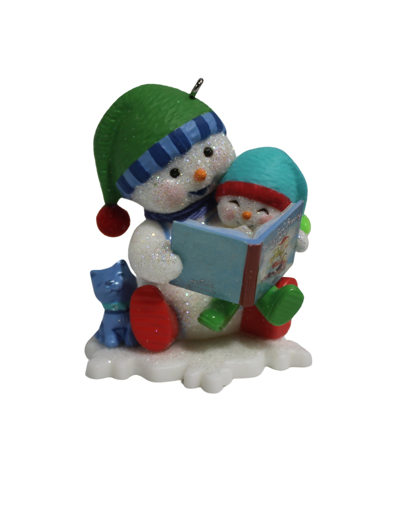 Hallmark Ornament: 2013 Reading is "Snow" Much Fun | QX9015