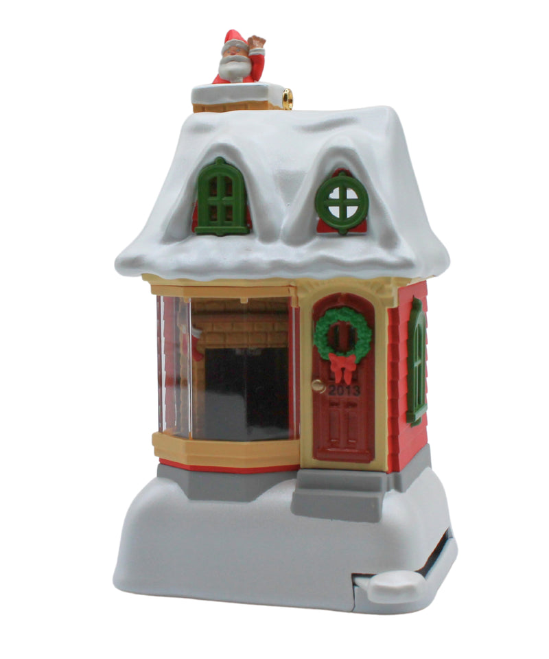 Hallmark Ornament: 2013 1225 Kringleville Drive | QX9025