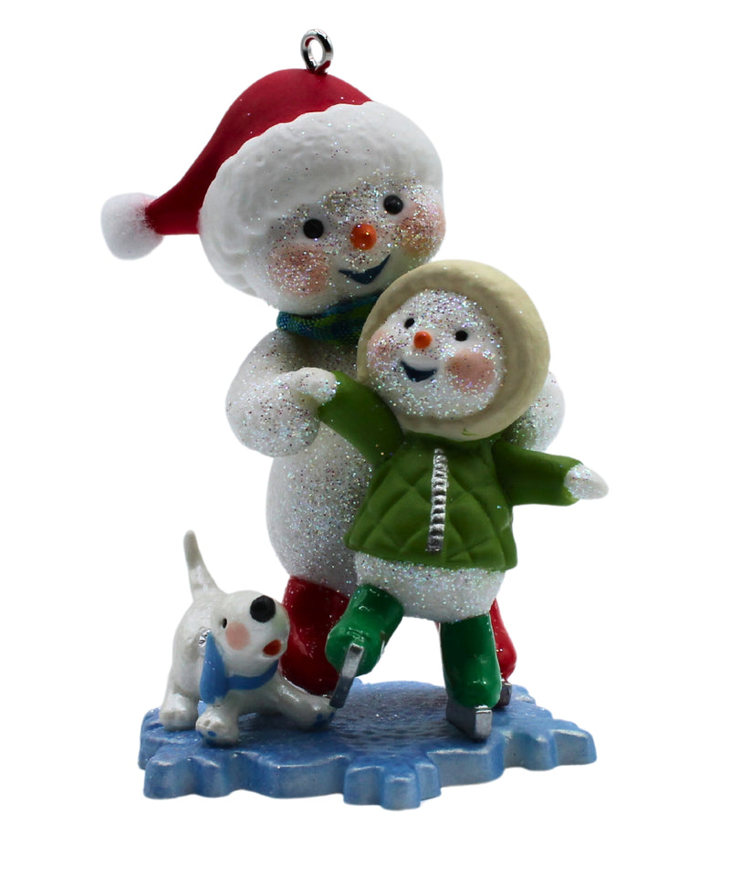 Hallmark Ornament: 2015 Chillin' Together  | QX9079