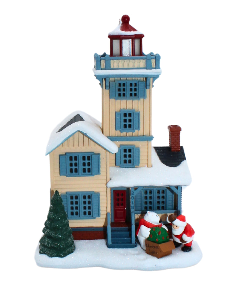 Hallmark Ornament: 2015 Holiday Lighthouse | QX9239