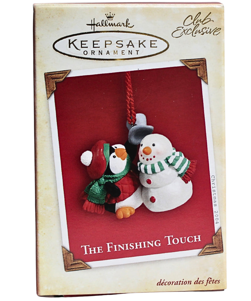 Hallmark Ornament: 2004 The Finishing Touch | QXC4008