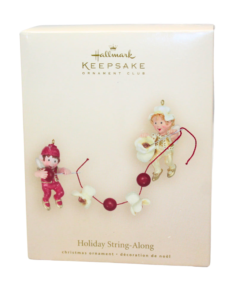 Hallmark Ornament: 2007 Holiday String-Along | QXC7004