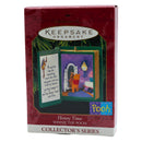 Hallmark Ornament: 1999 Honey Time Winnie the Pooh | QXD4129