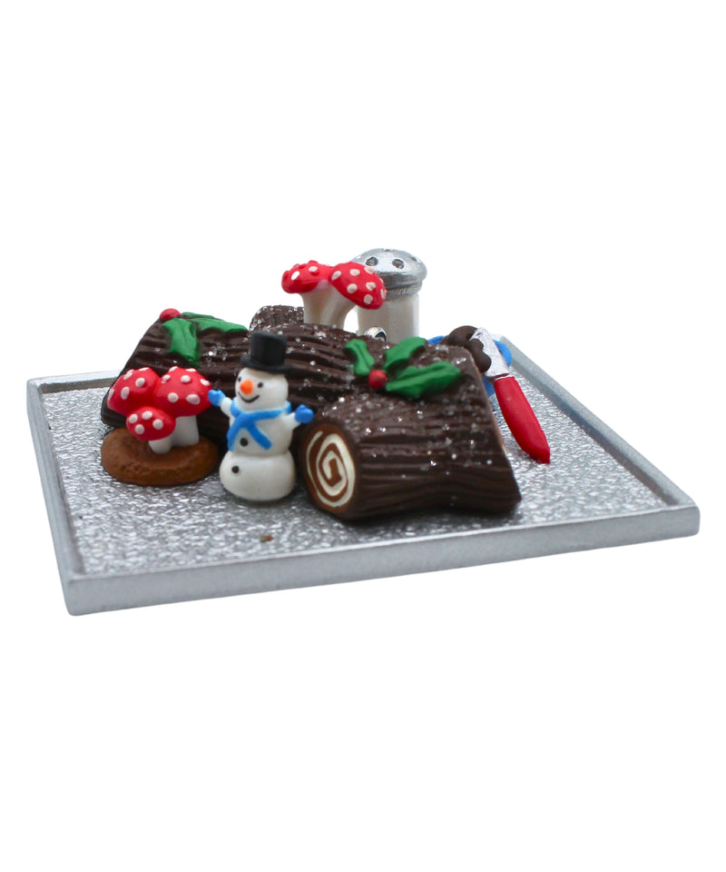 Hallmark Ornament: 2013 Yummy Yule Log Cake | QXE3782