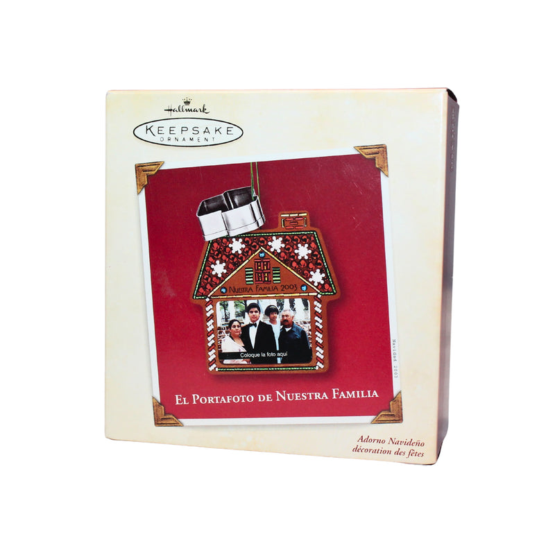 Hallmark Ornament: 2003 El Portafoto De Nuestra Familia | QXG2537