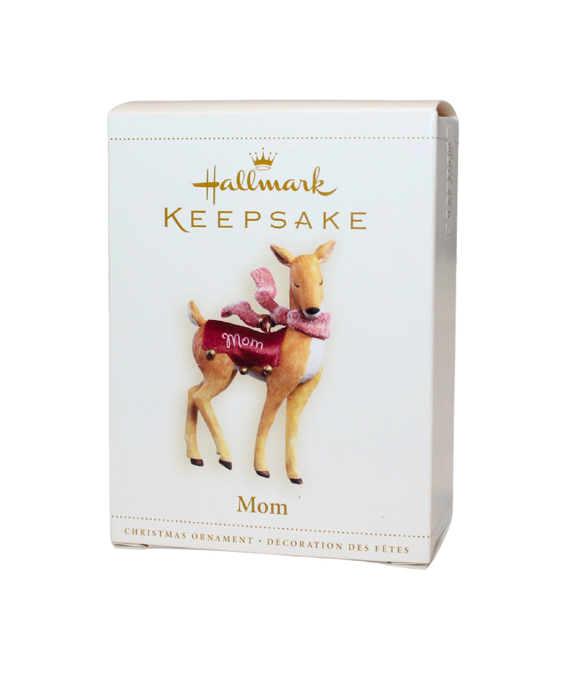 Hallmark Ornament: 2006 Mom | QXG2913