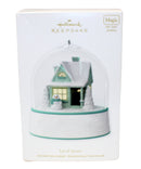 Hallmark Ornament: 2012 Let It Snow! | QXG3244