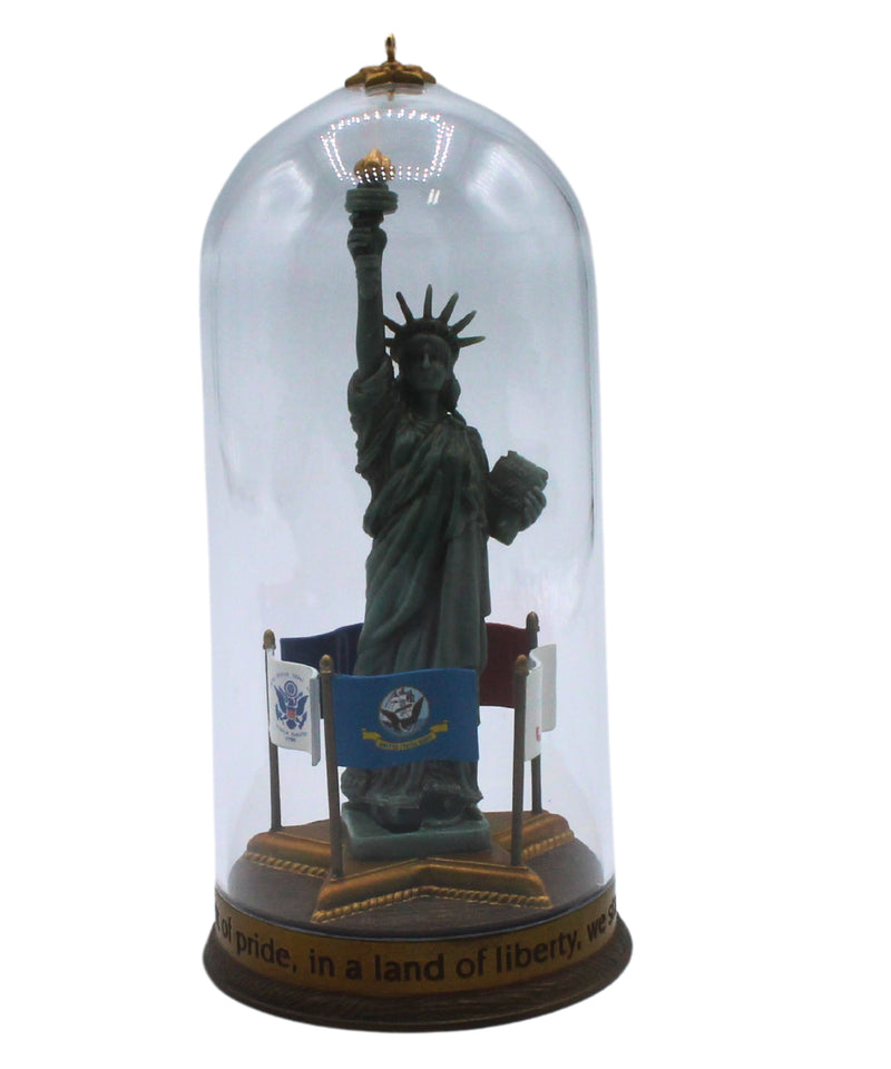 Hallmark Ornament: 2005 Light of Liberty | QXG4332