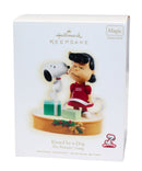Hallmark Ornament: 2009 Kissed by a Dog | QXI1132 | Peanuts