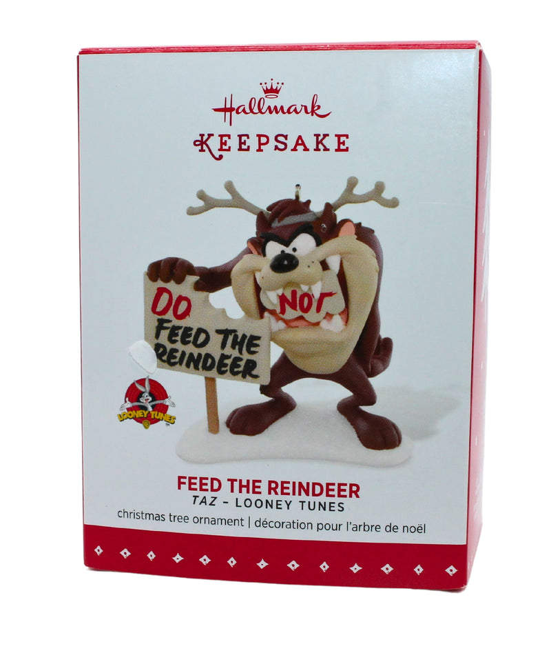 Hallmark Ornament: 2015 Feed the Reindeer | QXI2107 | Looney Tunes