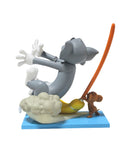 Hallmark Mouse Cleaning - Tom and Jerry Keepsake Ornament 2018 QXI2966