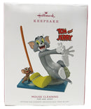 Hallmark Mouse Cleaning - Tom and Jerry Keepsake Ornament 2018 QXI2966