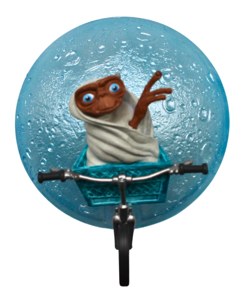 Hallmark Ornament: 2002 E.T. the Extra-Terrestrial | QXI5333