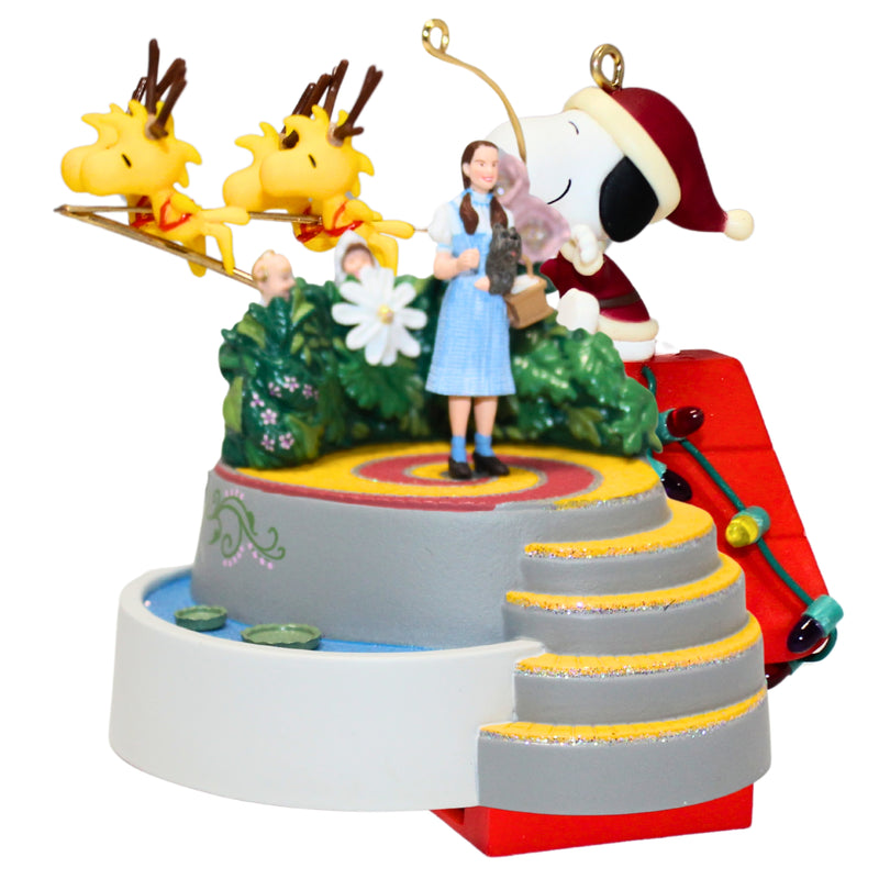 Hallmark Ornament: 2006 Dorothy and the Munchkins | QXI6106 | The Wizard of Oz