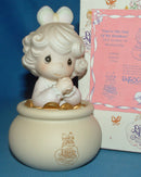 Precious Moments: C0014 You Are the End of My Rainbow | Collector's Club
