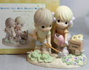 Precious Moments: CC890002 Tend to Others | Collectors Club
