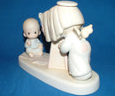 Precious Moments: E-2841 Baby's First Picture | Baby's First Series