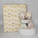 Precious Moments: e5394 Wishing You A Merry Christmas - Music Player