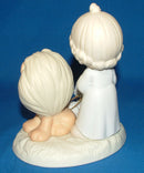 Precious Moments: E9287R And a Child Shall Lead Them