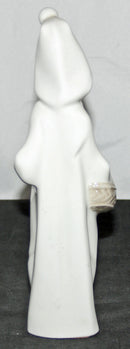 Llardó Figurine: 4678 Girl With Basket - As Is Piece