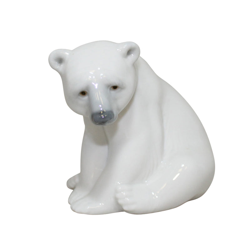 Lladró Figurine: 1209 Seated Polar Bear
