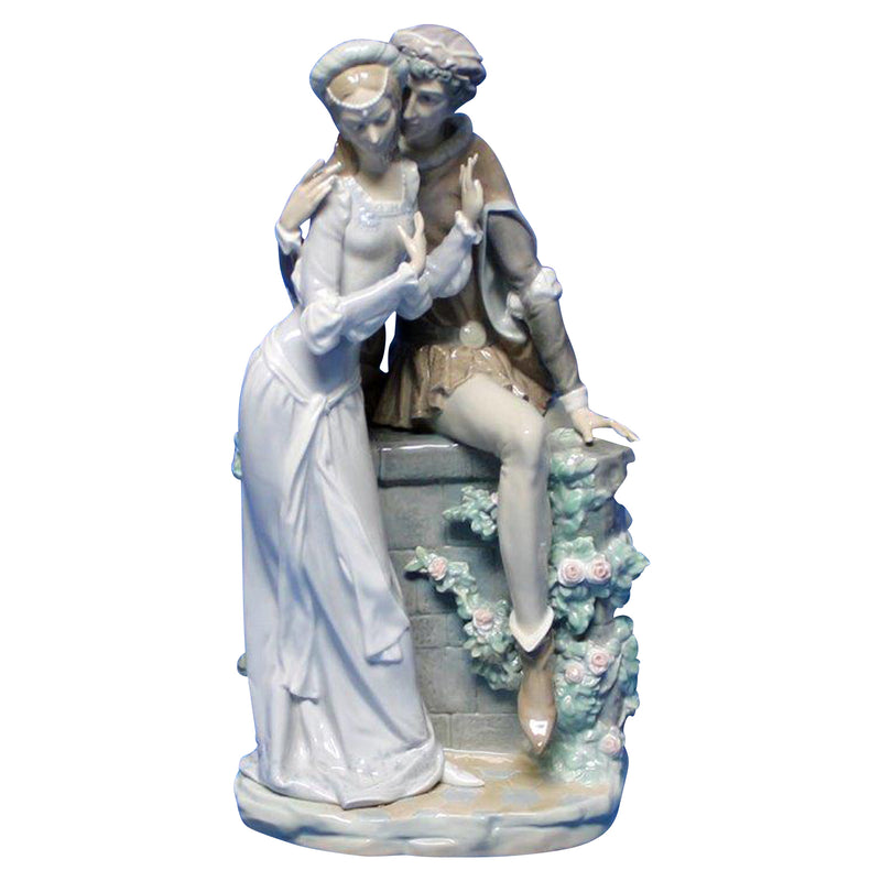 Lladró Figurine: 1250 Lovers from Verona