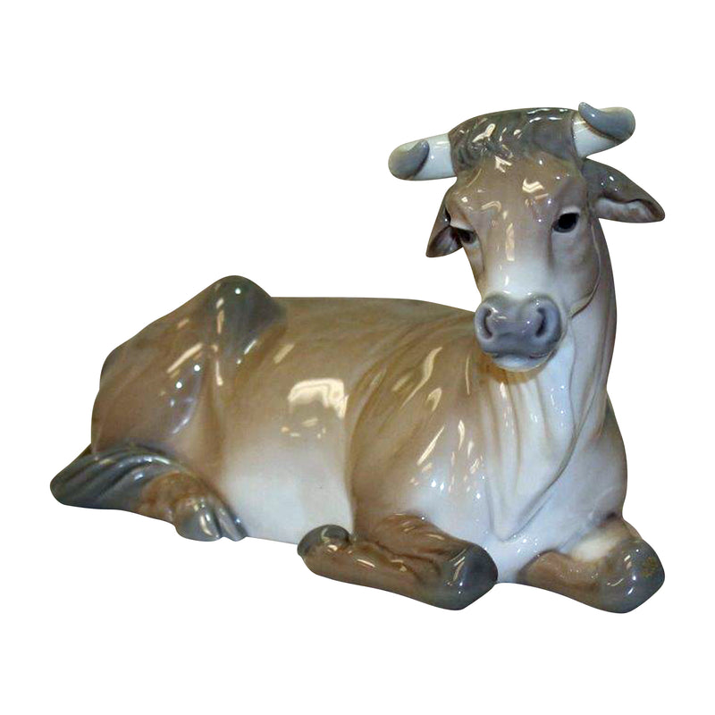 Lladró Figurine: 1390 Cow