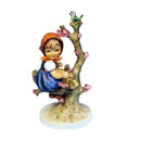 Hummel Figurine: 141/1, Apple Tree girl