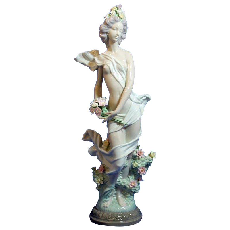 Lladró Figurine: 1465 Classic Spring