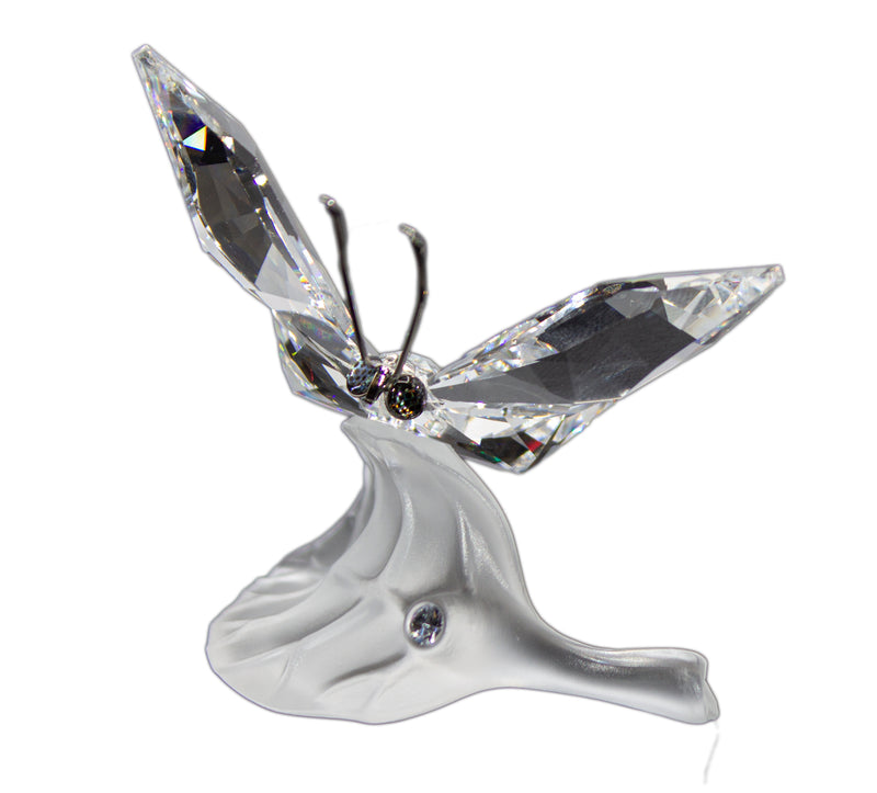 Swarovski Crystal: 182920 Butterfly on Leaf