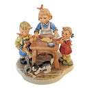 Hummel Figurine: 2162, Baker's Delight