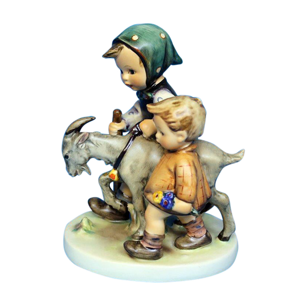 Hummel Figurine: Homeward Bound - 334