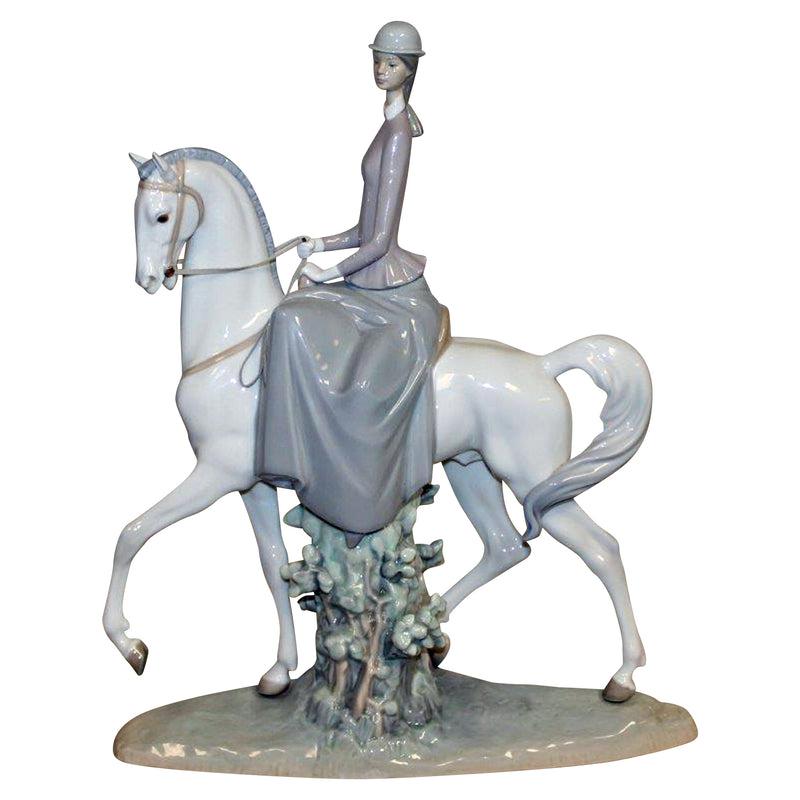 Lladró Figurine: 4516 Female Equestrian