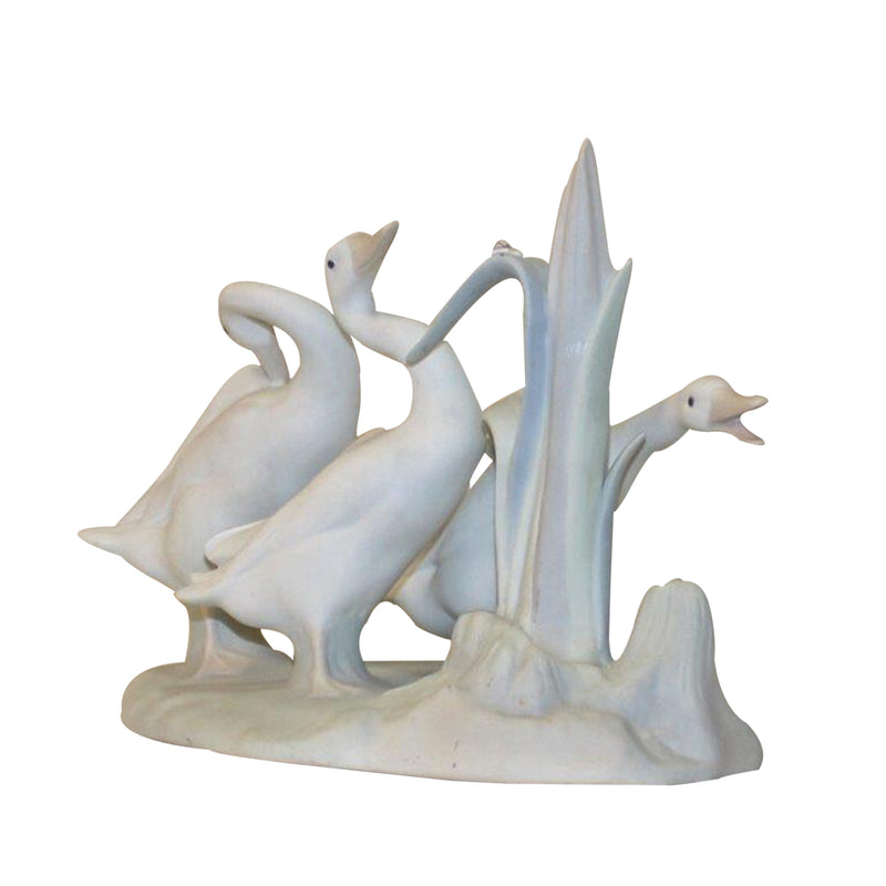 Lladró Figurine: 4549 Geese Group