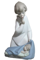 Lladró Figurine: 4635m Angel with Child Matte
