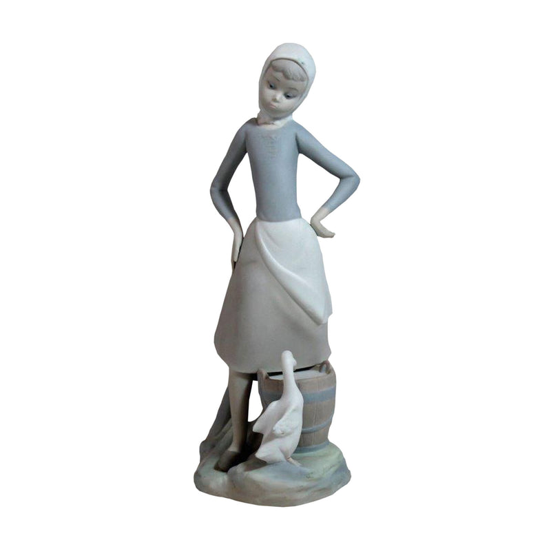 Lladró Figurine: 4682m Girl with Milk Pail Matte