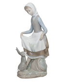Lladró Figurine: 4826 Rabbit's Food