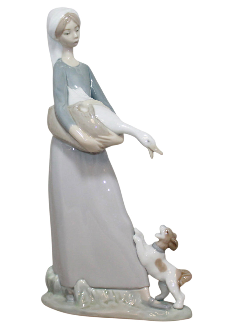 Lladró Figurine: 4866 Girl w/ Goose & Dog