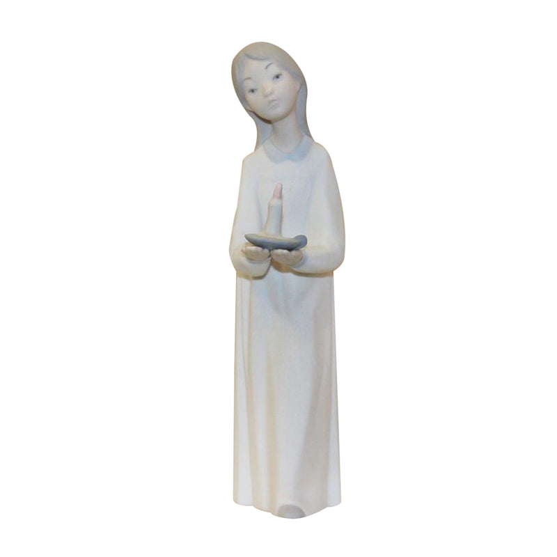 Lladró Figurine: 4868 Girl W/ Candle