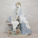 Lladró Figurine: 4938 Baby's Outing