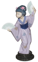 Lladró Figurine: 4991 Madame Butterfly