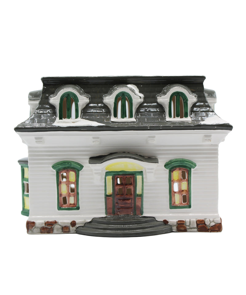 Department 56: 50717 Carriage House