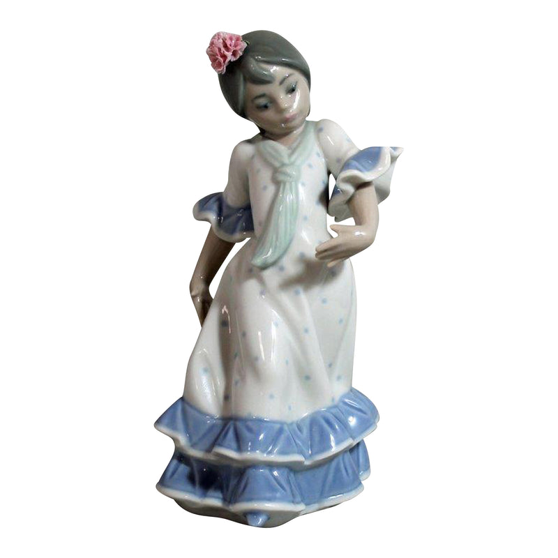 Lladró Figurine: 5193 Juanita
