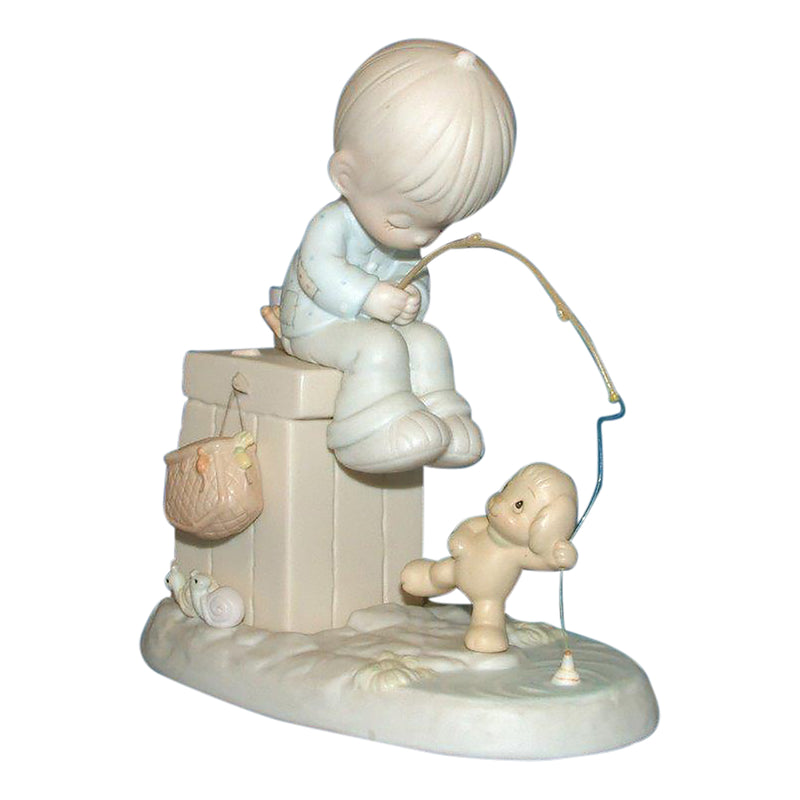 Precious Moments Figurine: 520721 Just a Line to Wish You a Happy Day