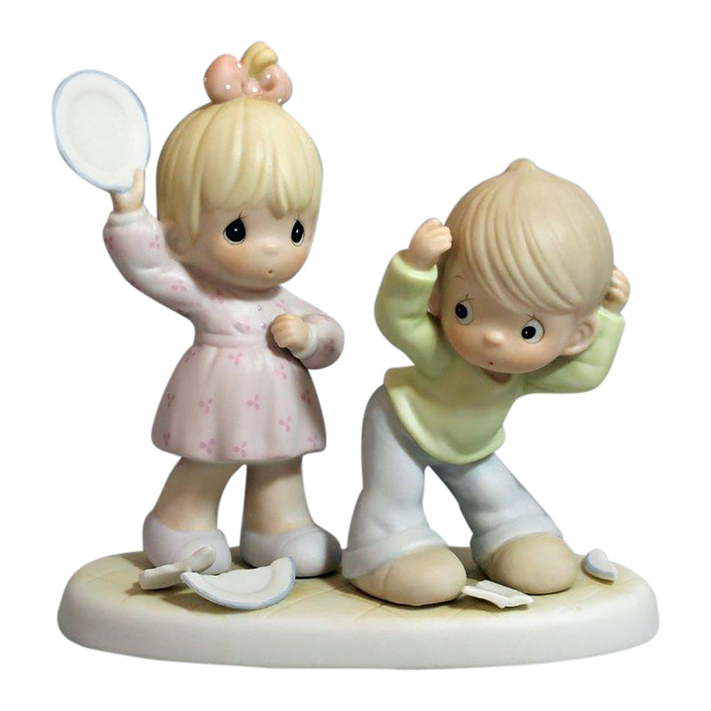 Precious Moments Figurine: 523186 Yes Dear, You're Always Right