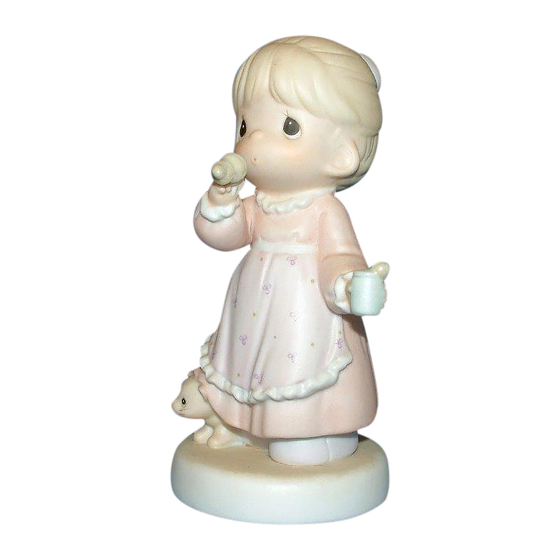 Precious Moments Figurine: 529982 Memories are Made of This | DSR Special Event Exclusive